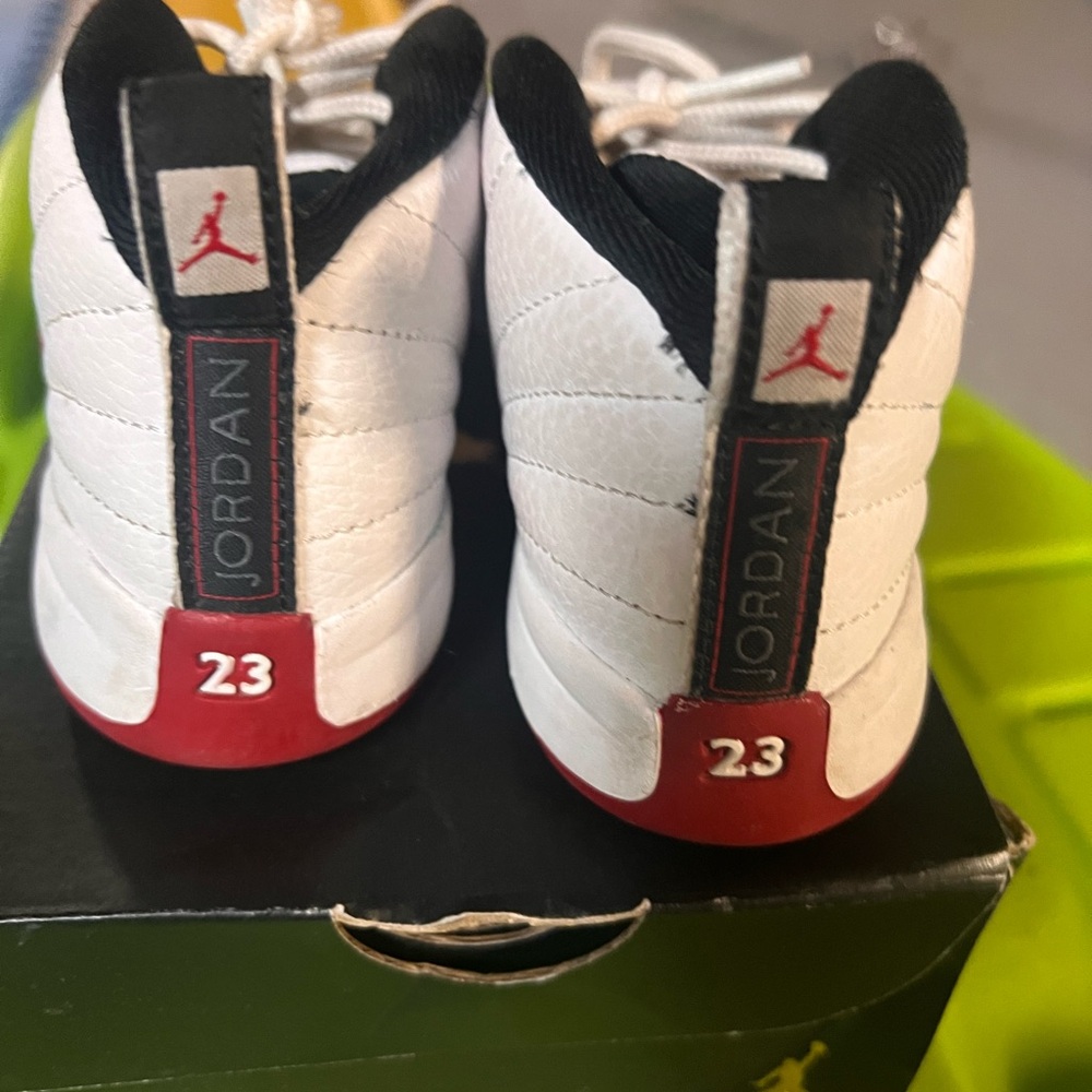 Jordan Kids Sneakers in White and Red